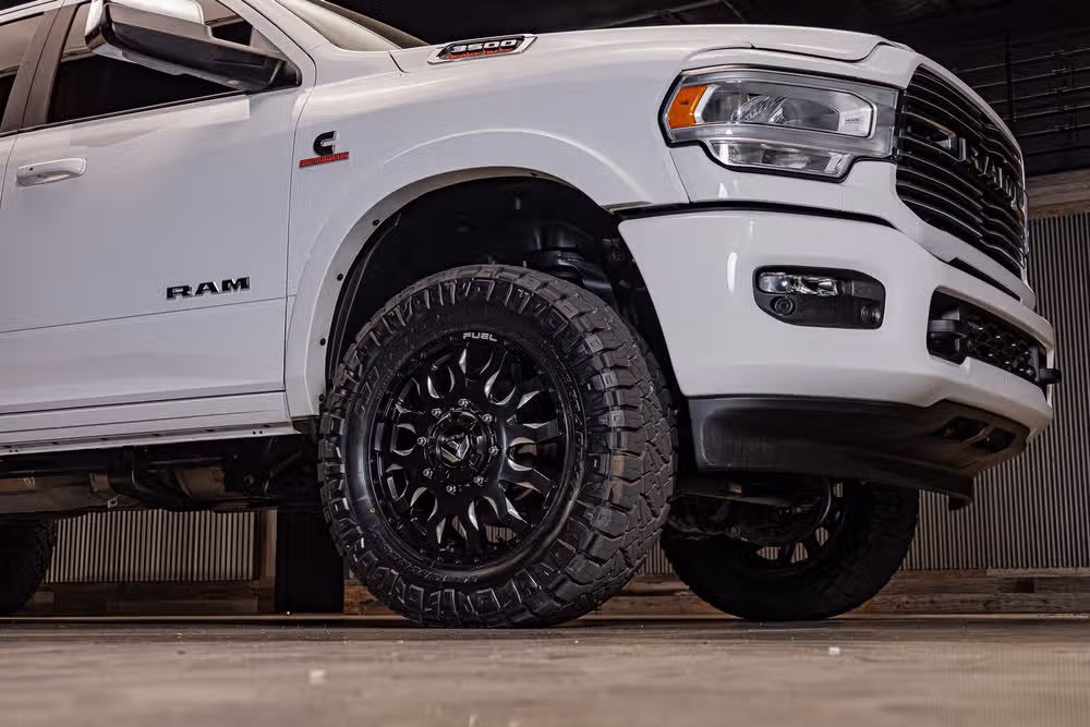 2020 Ram 3500 Laramie Crew Cab Image 16