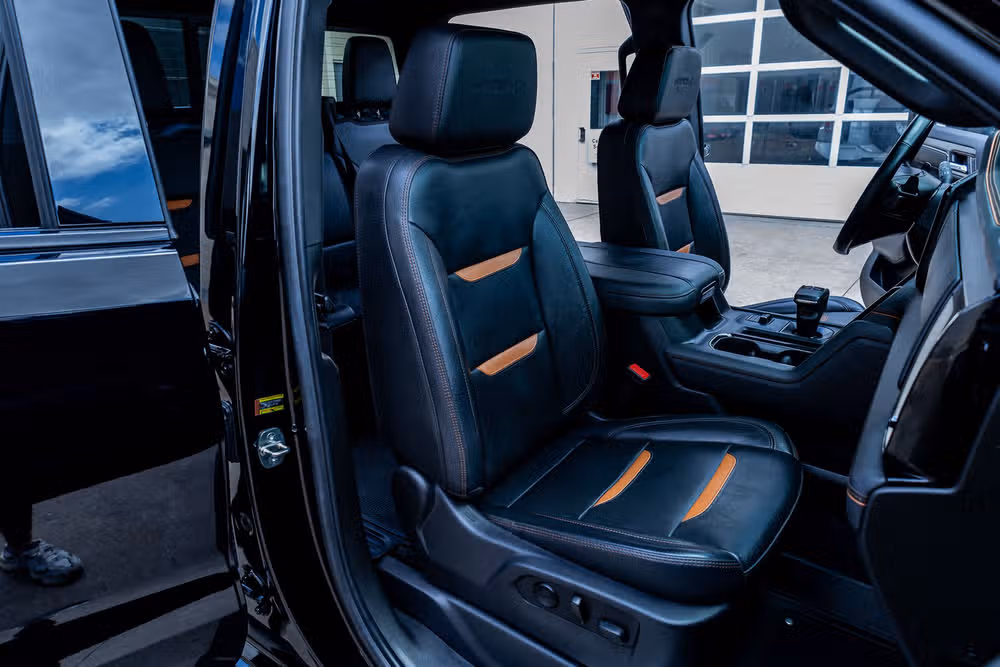 2023 GMC Sierra 1500 AT4 Crew Cab Image 31