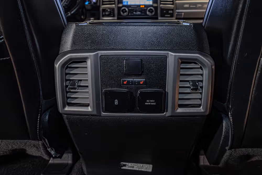 2019 Ford F-250 Super Duty Platinum Crew Cab Image 28
