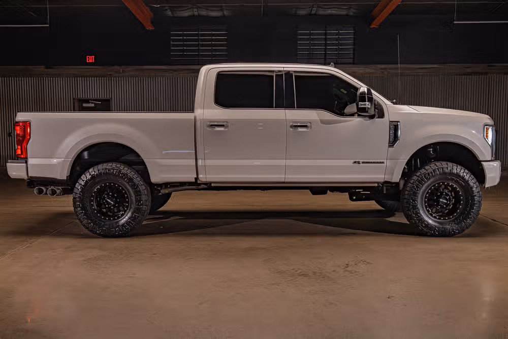2019 Ford F-250 Super Duty Platinum Crew Cab Image 11