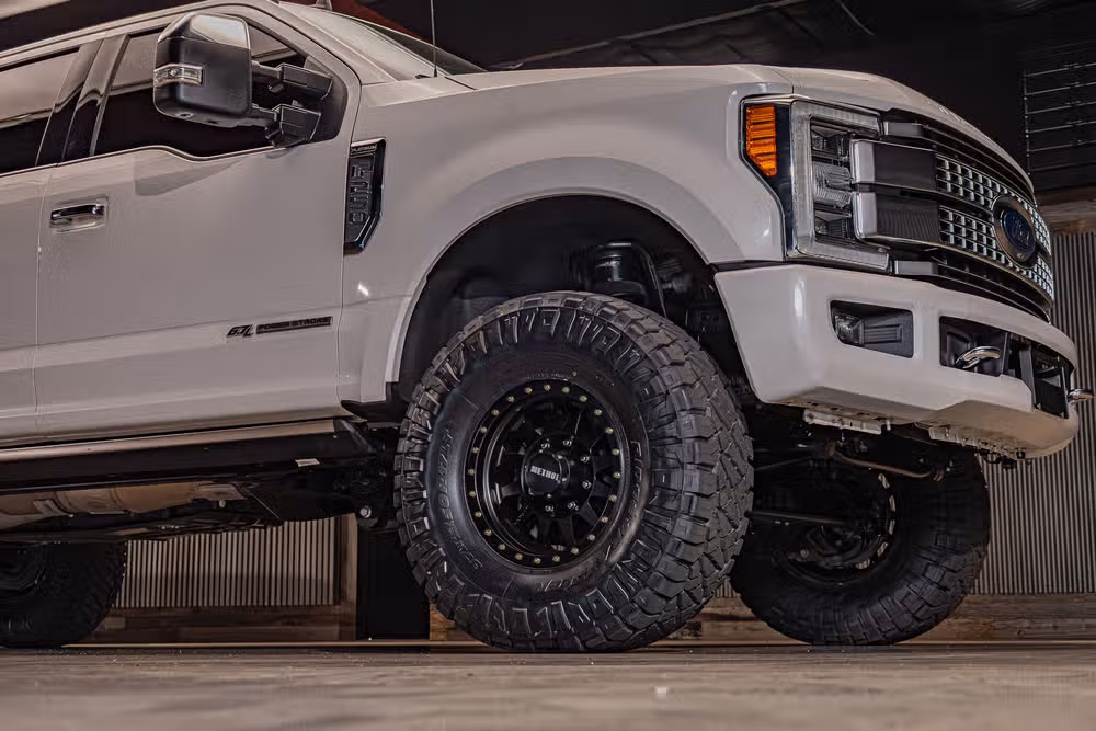 2019 Ford F-250 Super Duty Platinum Crew Cab Image 16