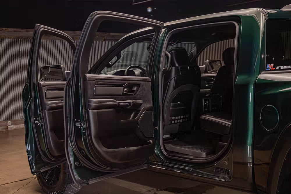 2026 Ram 1500 RHO Crew Cab Image 29