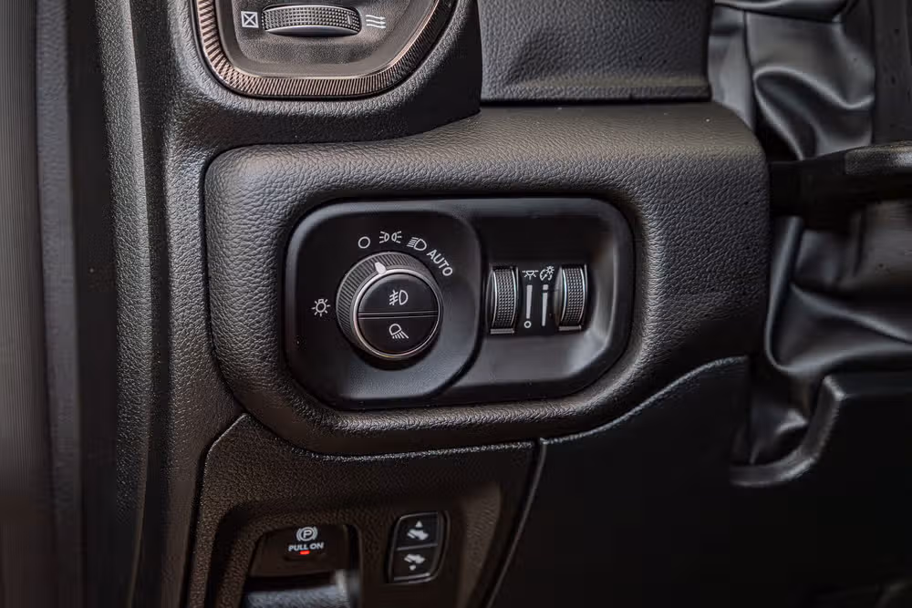 2026 Ram 1500 RHO Crew Cab Image 17