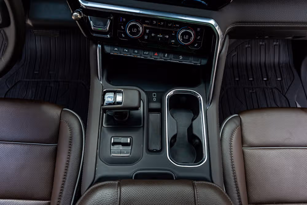 2025 GMC Sierra 1500 Denali Crew Cab Image 28