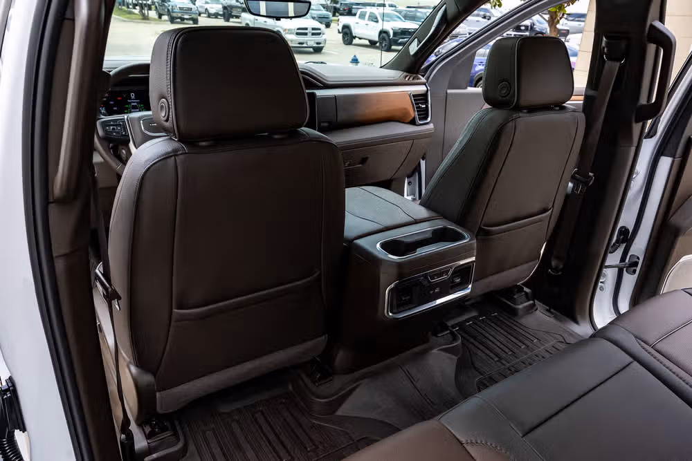 2025 GMC Sierra 1500 Denali Crew Cab Image 35
