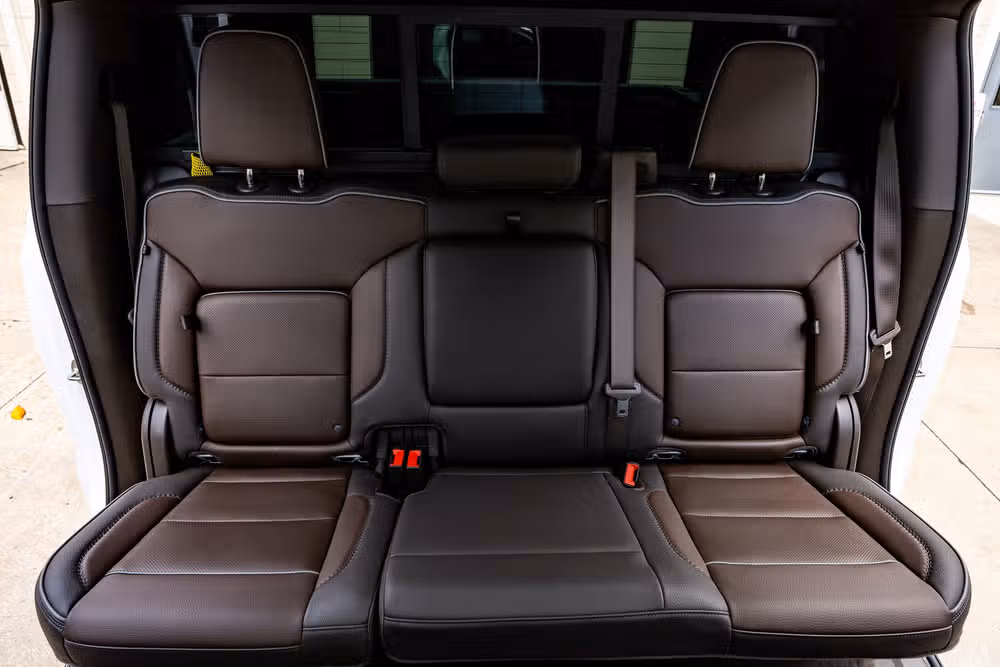 2025 GMC Sierra 1500 Denali Crew Cab Image 36