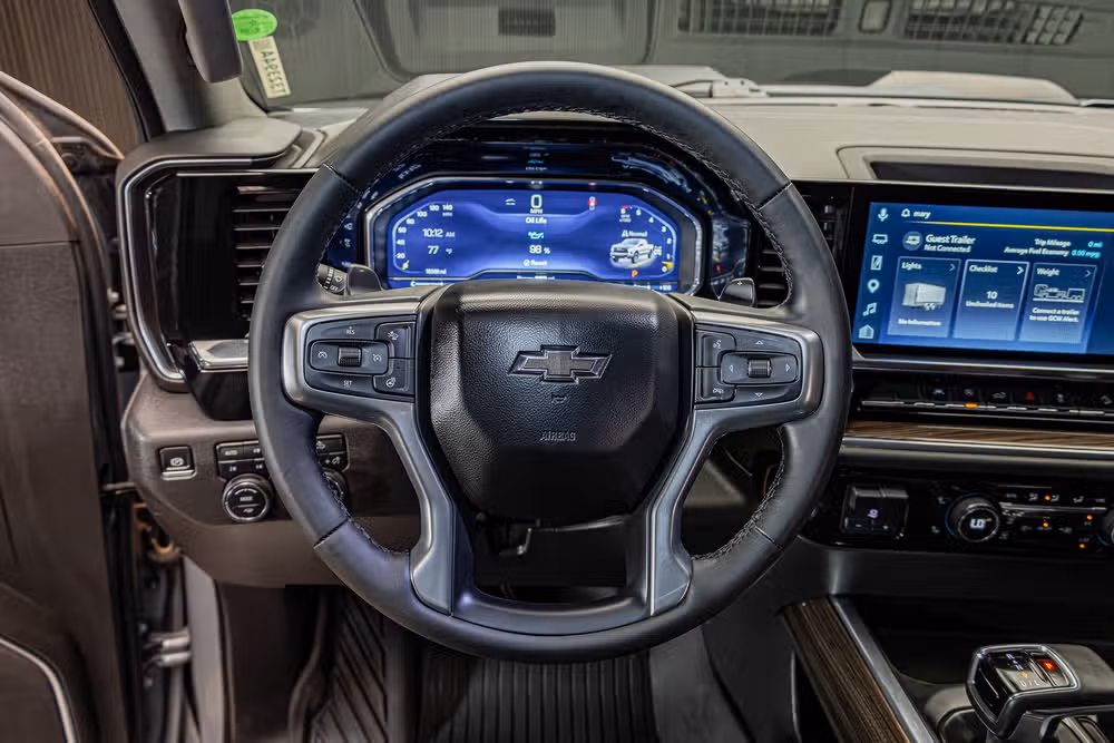 2024 Chevrolet Silverado 1500 LT Trail Boss Crew Cab Image 14