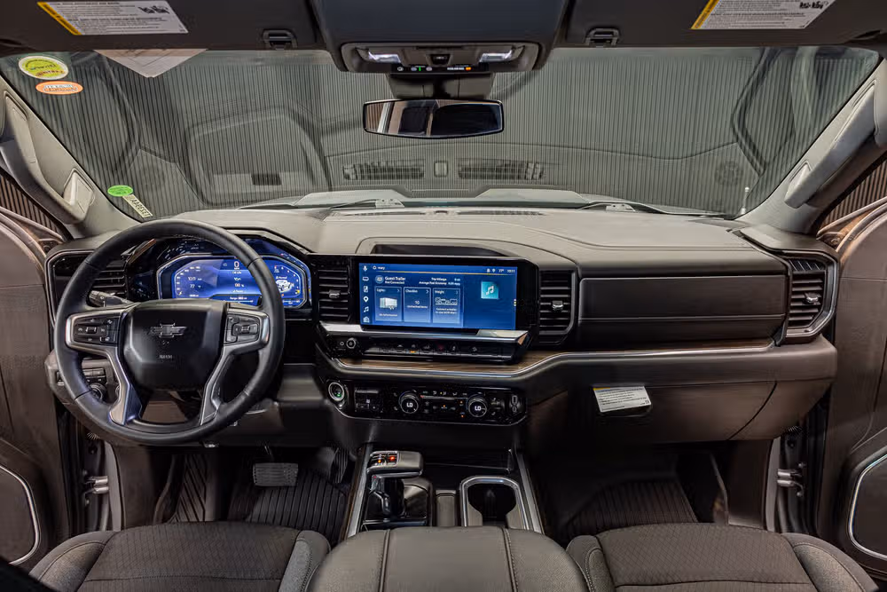 2024 Chevrolet Silverado 1500 LT Trail Boss Crew Cab Image 16