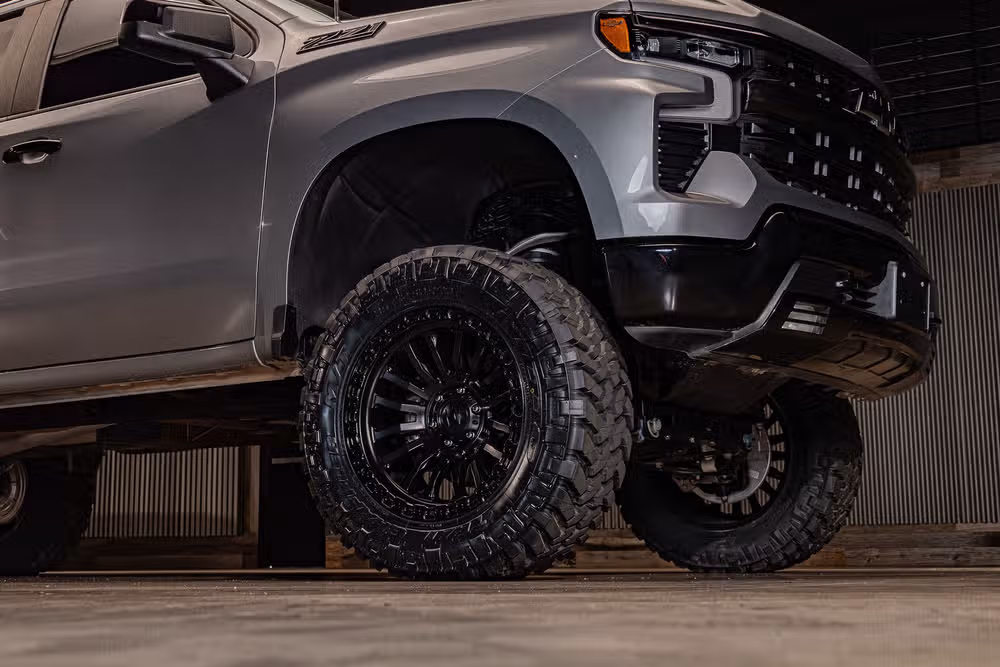 2024 Chevrolet Silverado 1500 LT Trail Boss Crew Cab Image 12