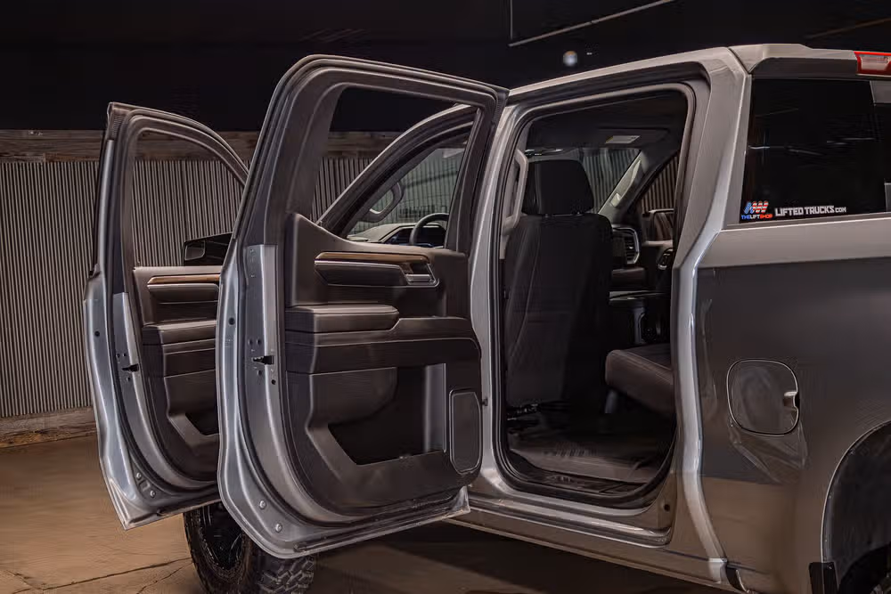 2024 Chevrolet Silverado 1500 LT Trail Boss Crew Cab Image 27
