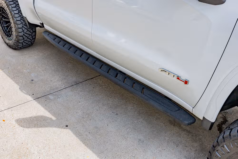2022 GMC Sierra 1500 AT4 Crew Cab Image 13