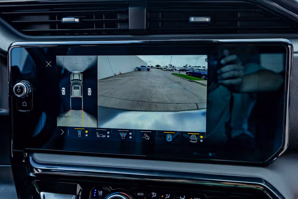 2022 GMC Sierra 1500 AT4 Crew Cab Image 26