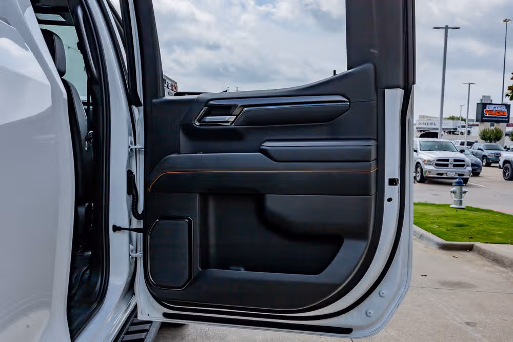 2022 GMC Sierra 1500 AT4 Crew Cab Image 40