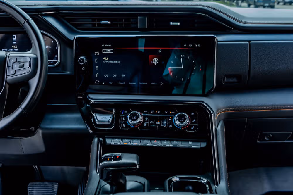 2022 GMC Sierra 1500 AT4 Crew Cab Image 24