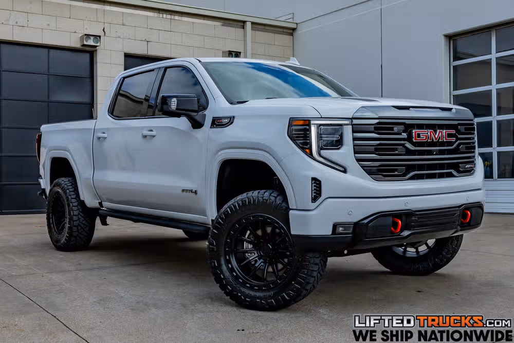2022 GMC Sierra 1500 AT4 Crew Cab Image 1