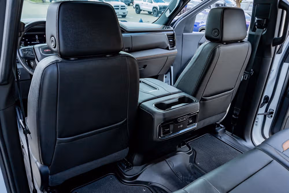 2022 GMC Sierra 1500 AT4 Crew Cab Image 35