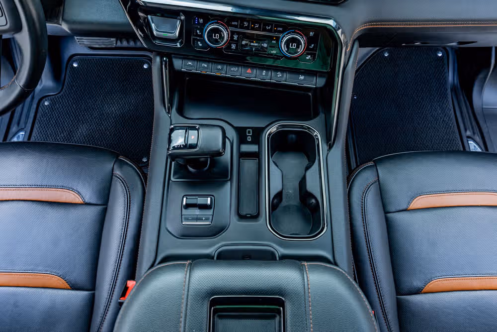 2022 GMC Sierra 1500 AT4 Crew Cab Image 28