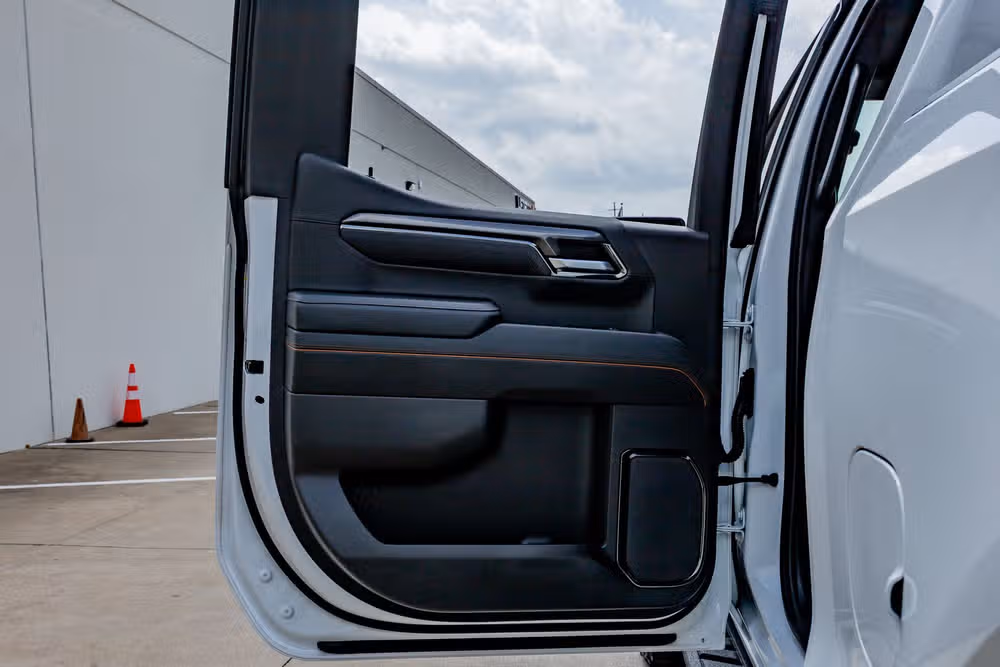 2022 GMC Sierra 1500 AT4 Crew Cab Image 39