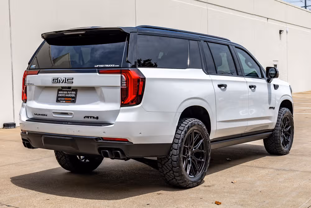 2026 GMC Yukon XL AT4 Image 10