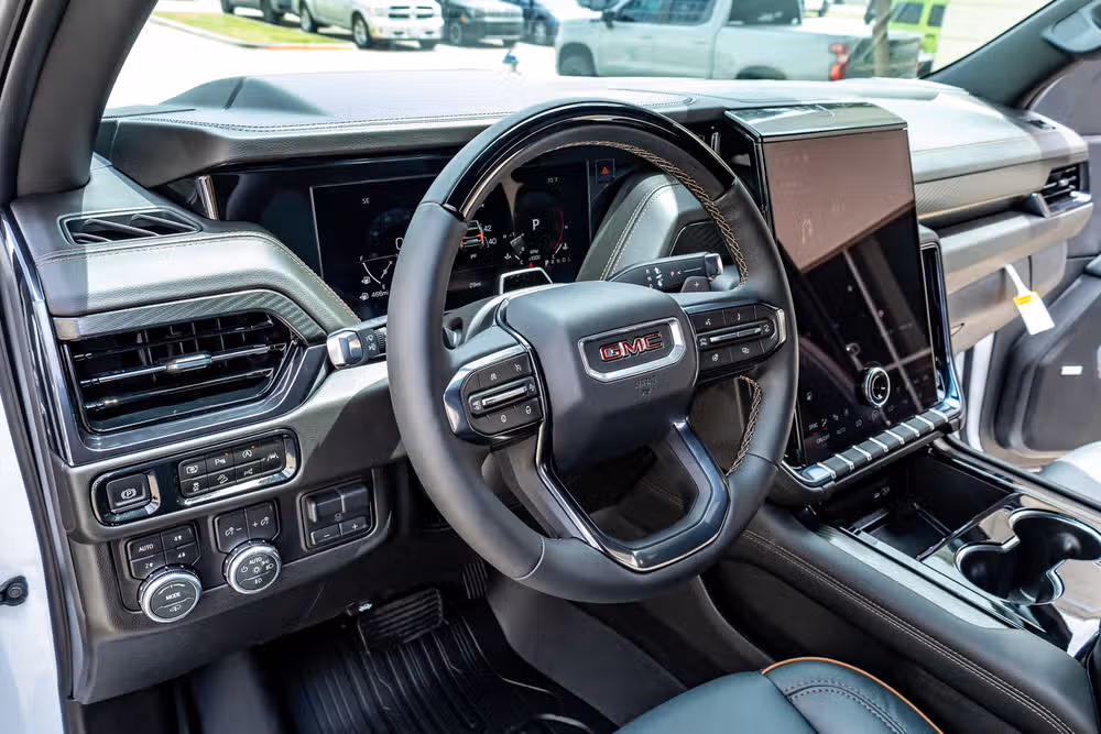 2026 GMC Yukon XL AT4 Image 17