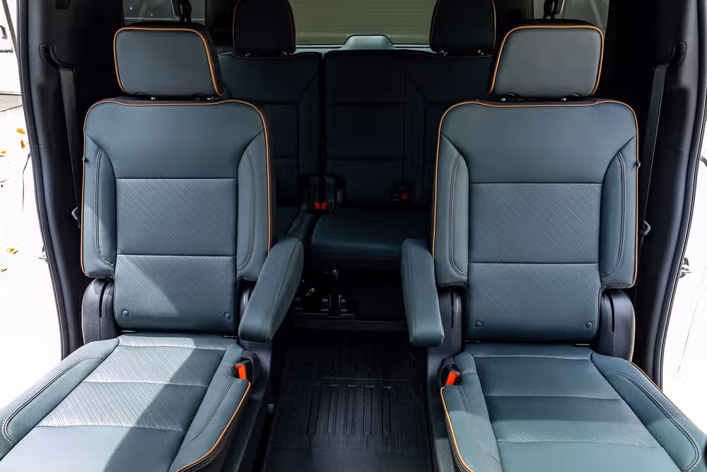 2026 GMC Yukon XL AT4 Image 37
