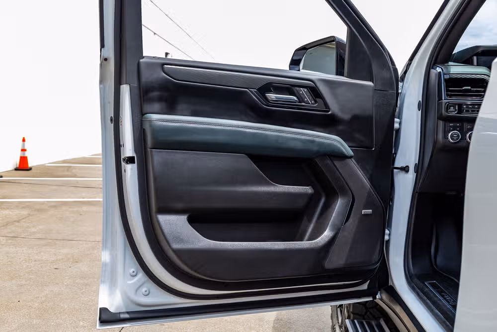 2026 GMC Yukon XL AT4 Image 39