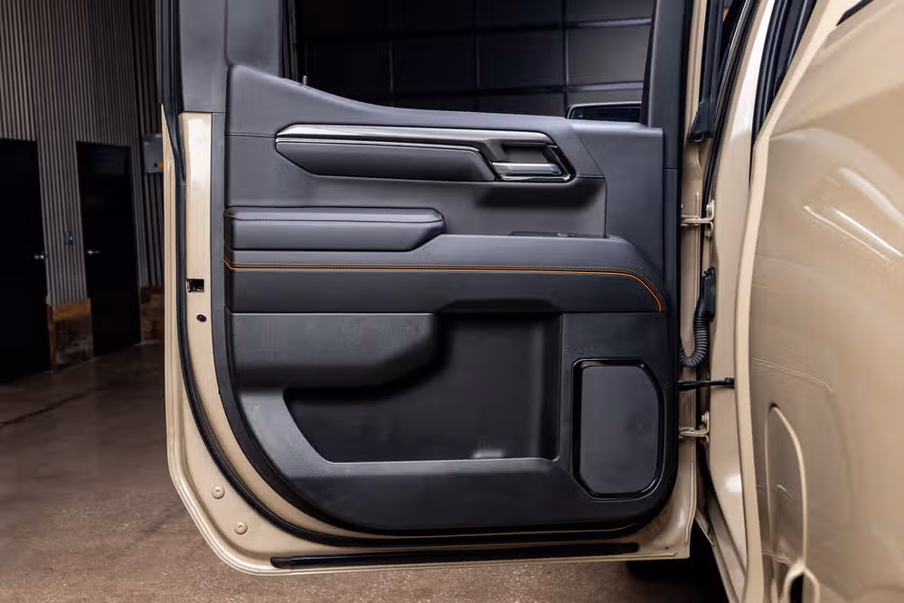 2023 GMC Sierra 1500 AT4 Crew Cab Image 37