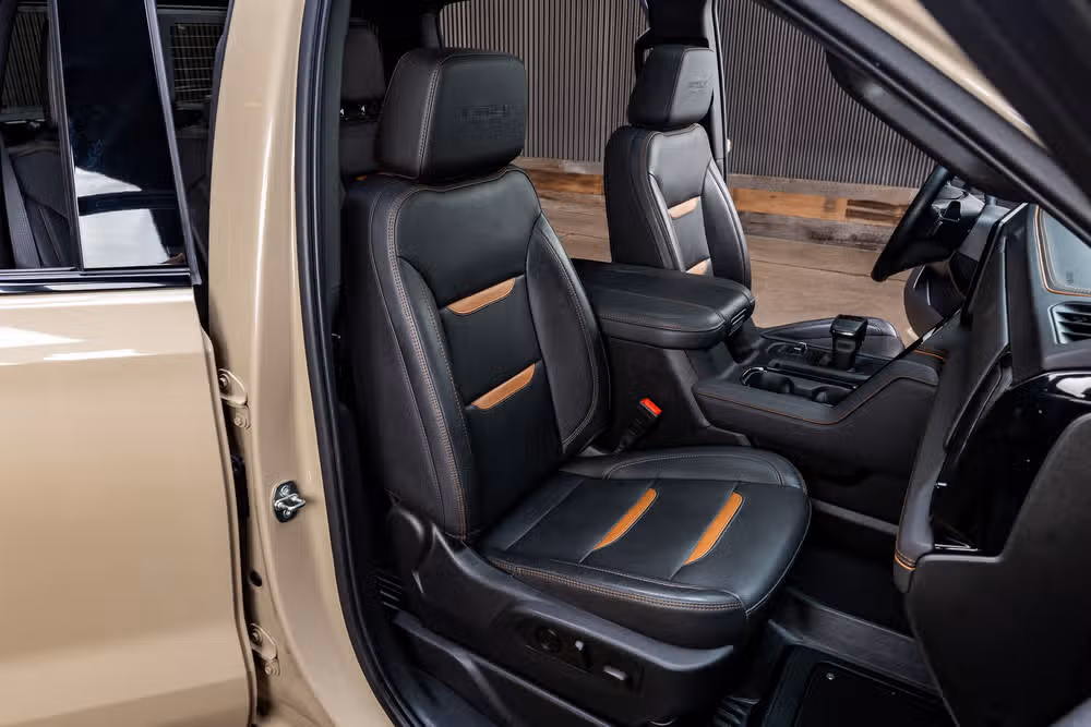 2023 GMC Sierra 1500 AT4 Crew Cab Image 30