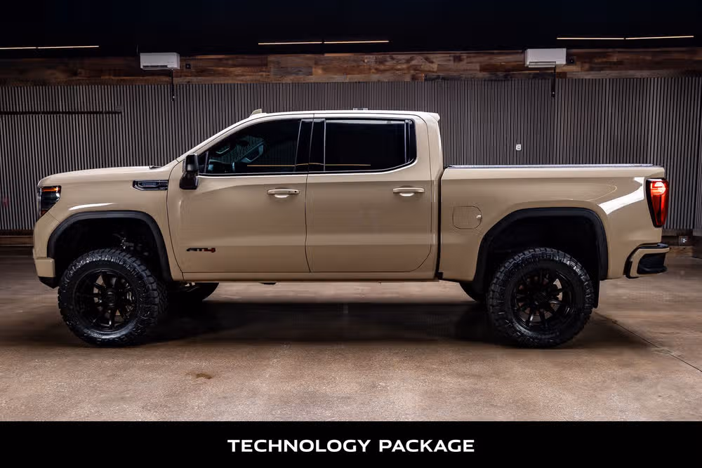 2023 GMC Sierra 1500 AT4 Crew Cab Image 6