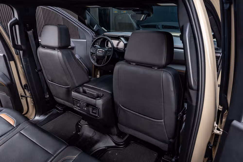 2023 GMC Sierra 1500 AT4 Crew Cab Image 31