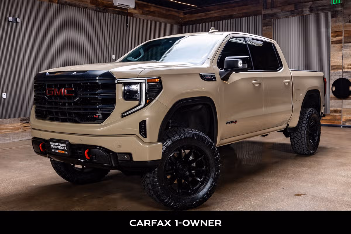 2023 GMC Sierra 1500 AT4 Crew Cab