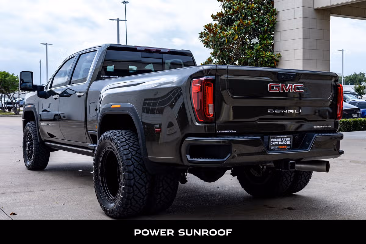 2023 GMC Sierra 3500HD Denali Crew Cab
