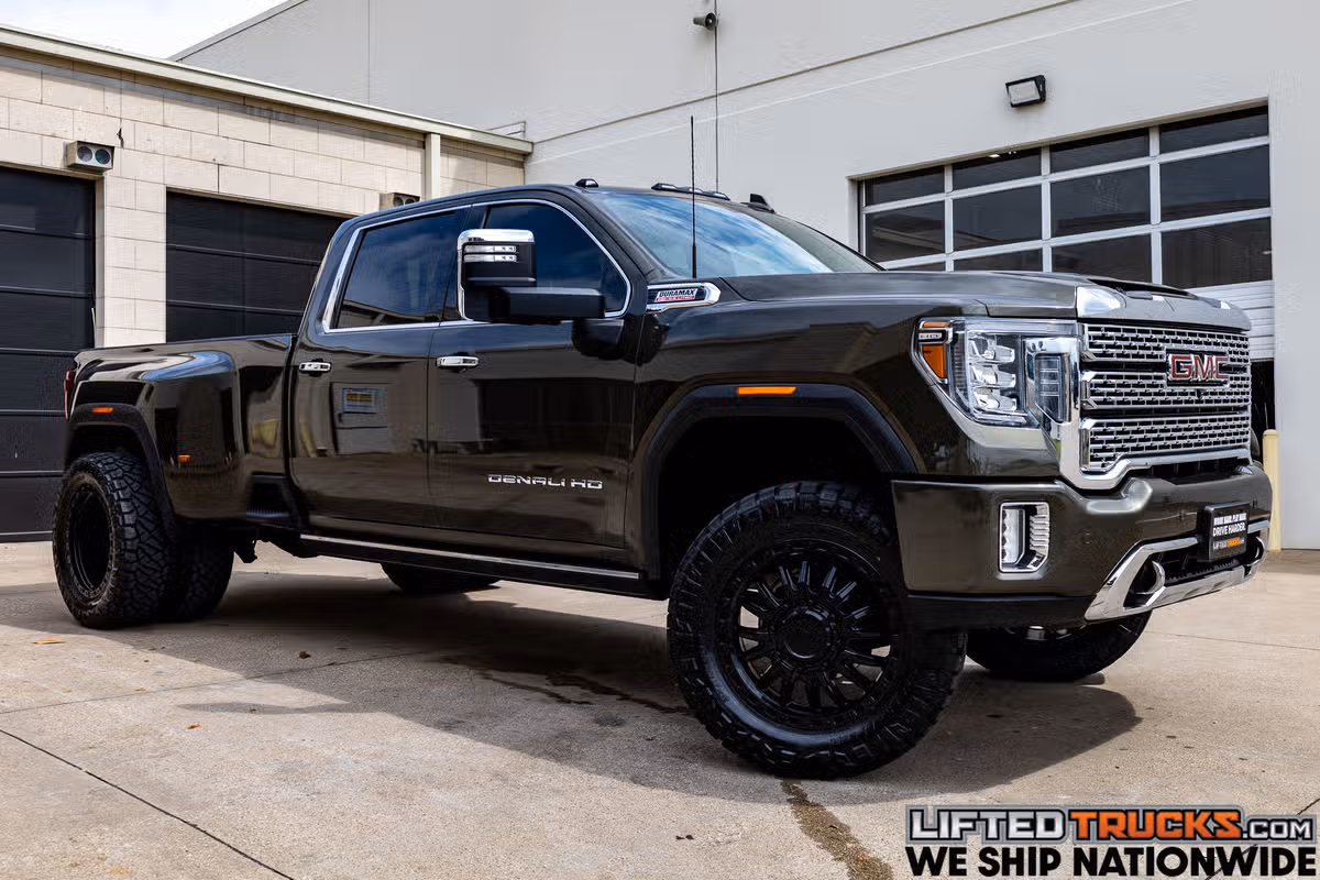 2023 GMC Sierra 3500HD Denali Crew Cab