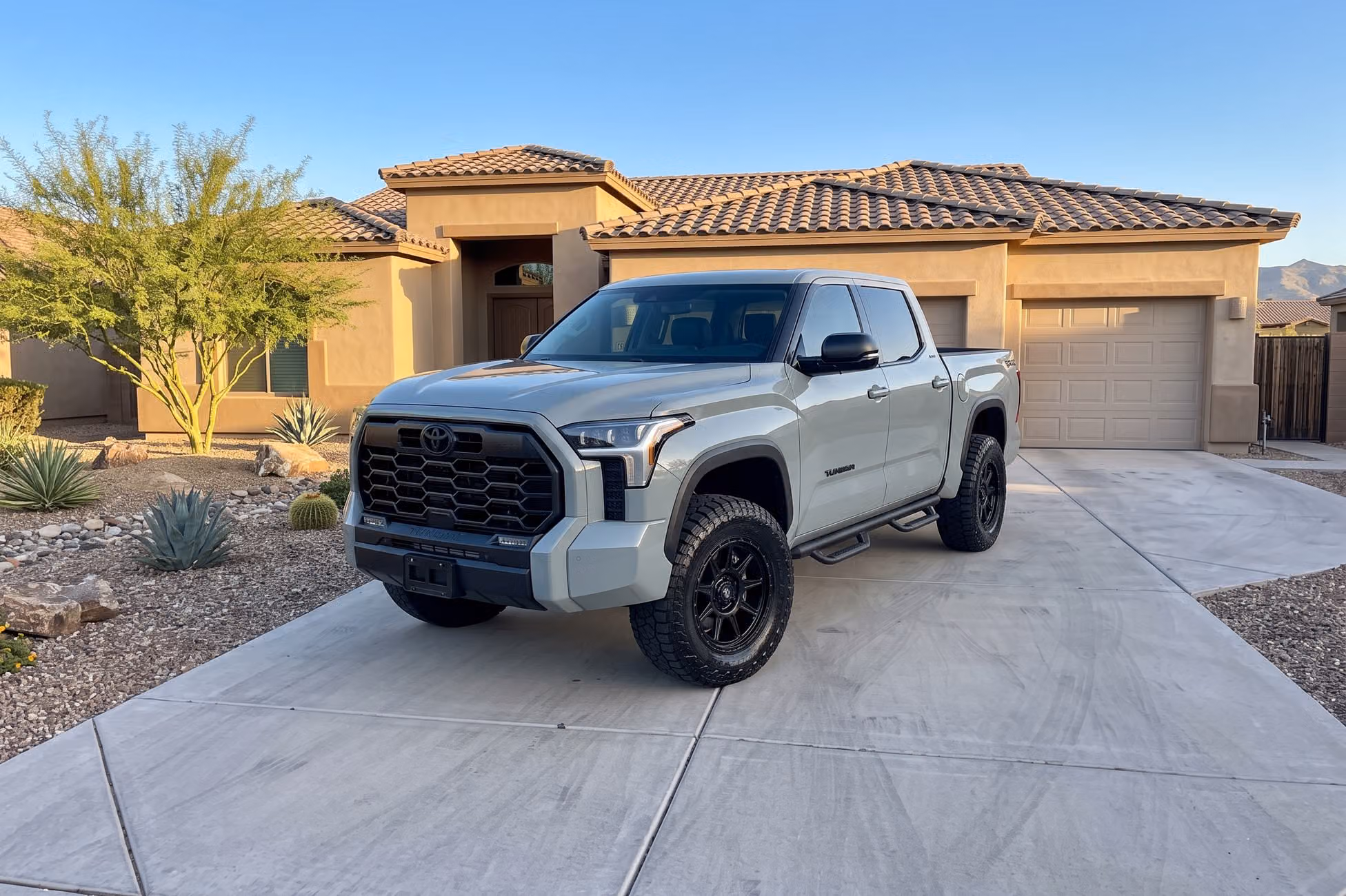 2024 Toyota Tundra Limited CrewMax Image 32