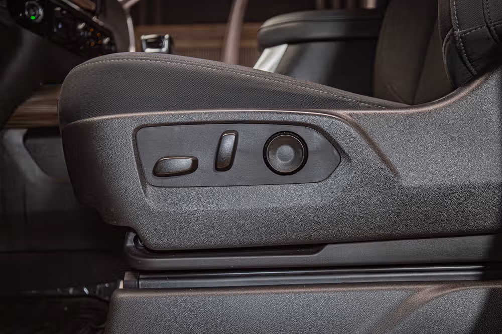 2024 Chevrolet Silverado 1500 RST Crew Cab Image 19