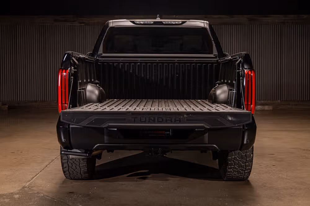 2024 Toyota Tundra SR5 CrewMax Image 8