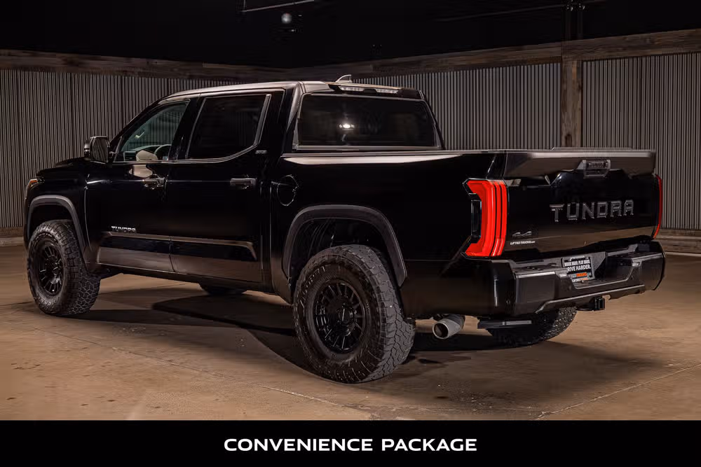 2024 Toyota Tundra SR5 CrewMax Image 6