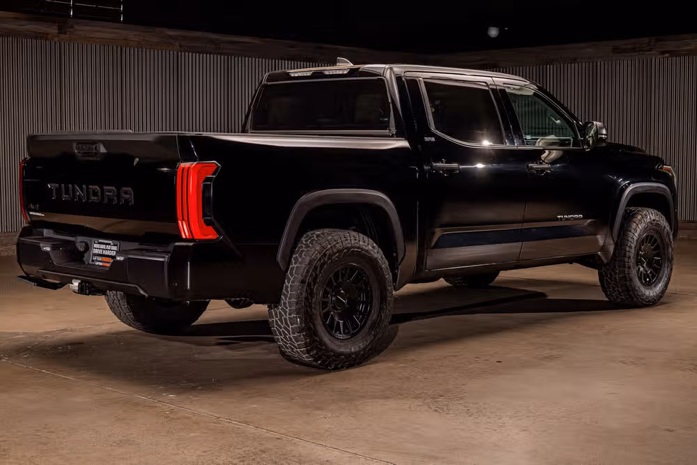 2024 Toyota Tundra SR5 CrewMax Image 9