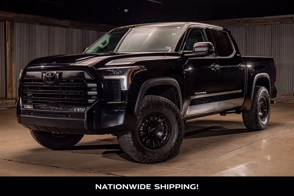 2024 Toyota Tundra SR5 CrewMax Image 4
