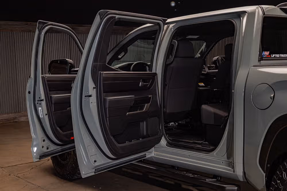 2026 Toyota Tundra SR5 CrewMax Image 30