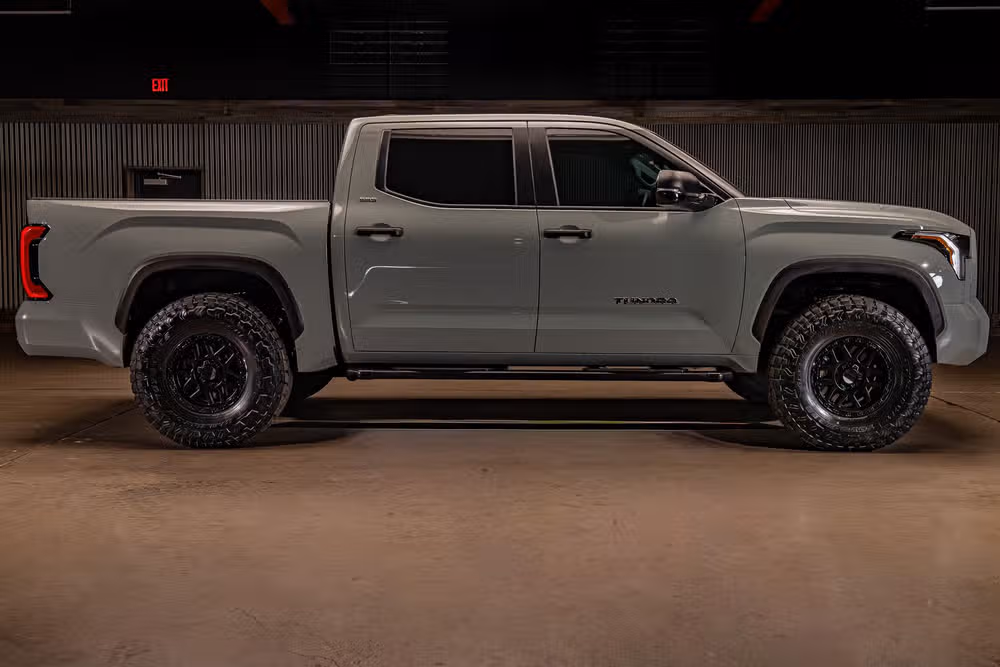 2026 Toyota Tundra SR5 CrewMax Image 11