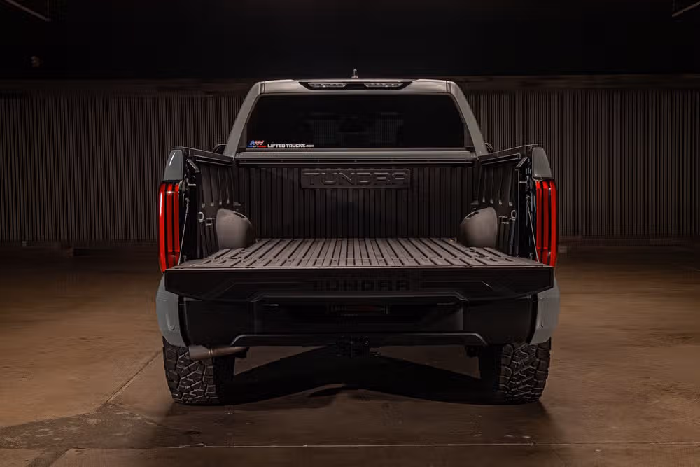 2026 Toyota Tundra SR5 CrewMax Image 9