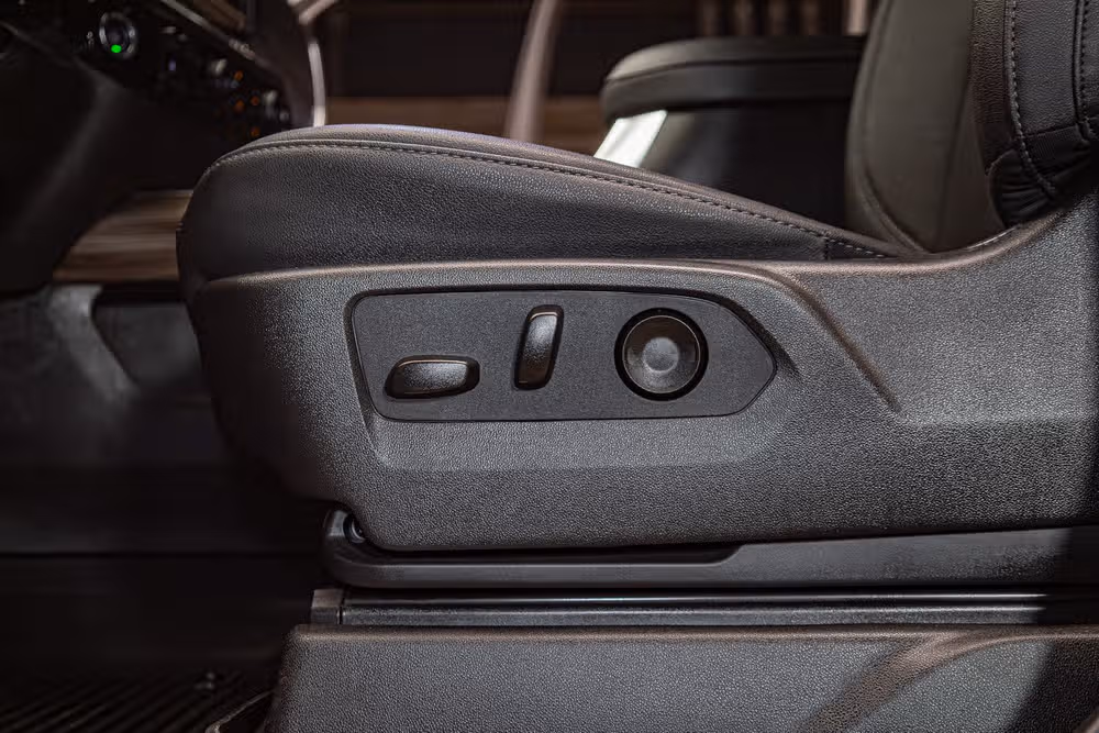 2026 Chevrolet Silverado 2500HD LT Crew Cab Image 25