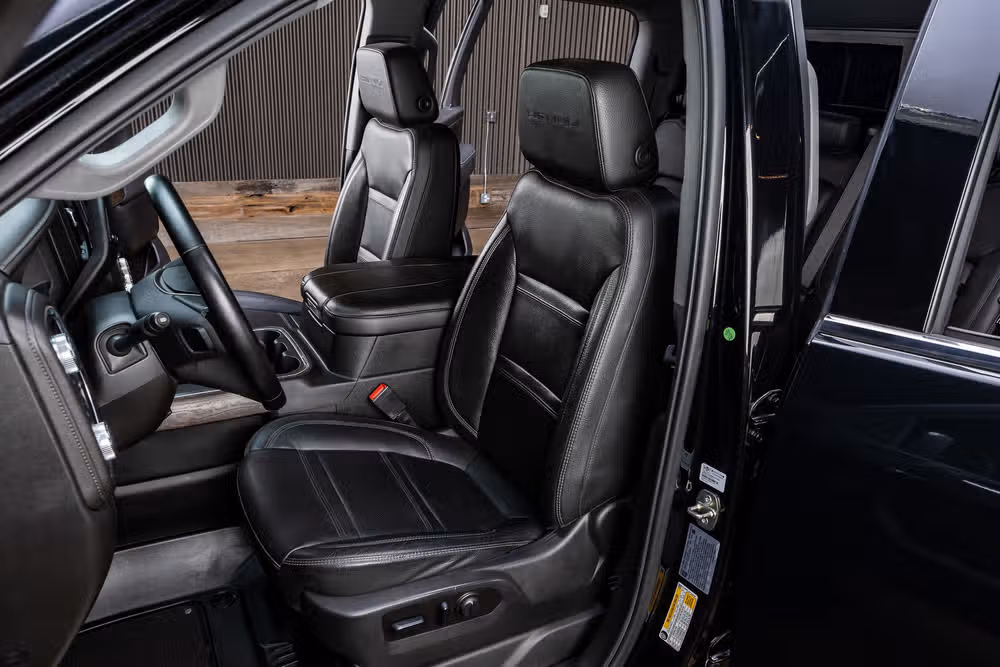 2023 GMC Sierra 2500HD Denali Crew Cab Image 28