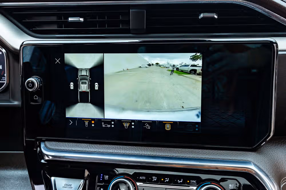 2025 GMC Sierra 1500 Denali Crew Cab Image 26