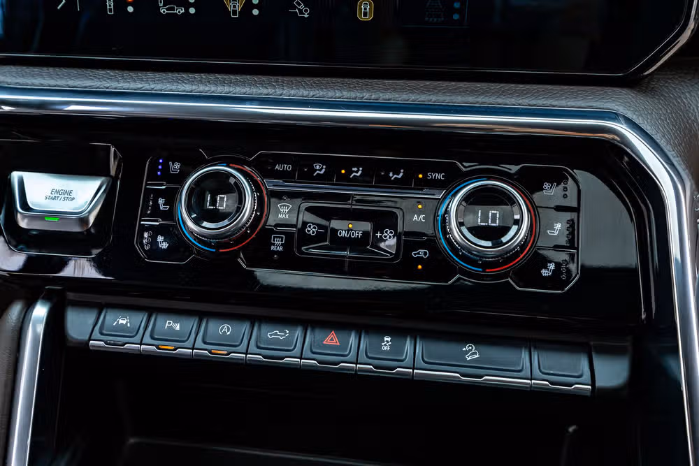 2025 GMC Sierra 1500 Denali Crew Cab Image 27