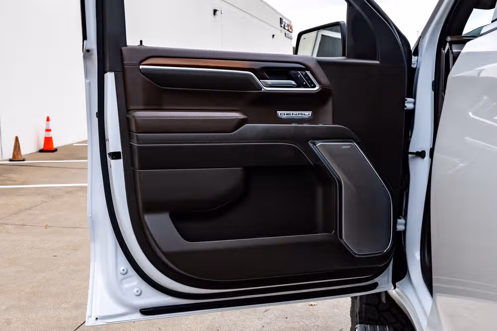 2025 GMC Sierra 1500 Denali Crew Cab Image 37