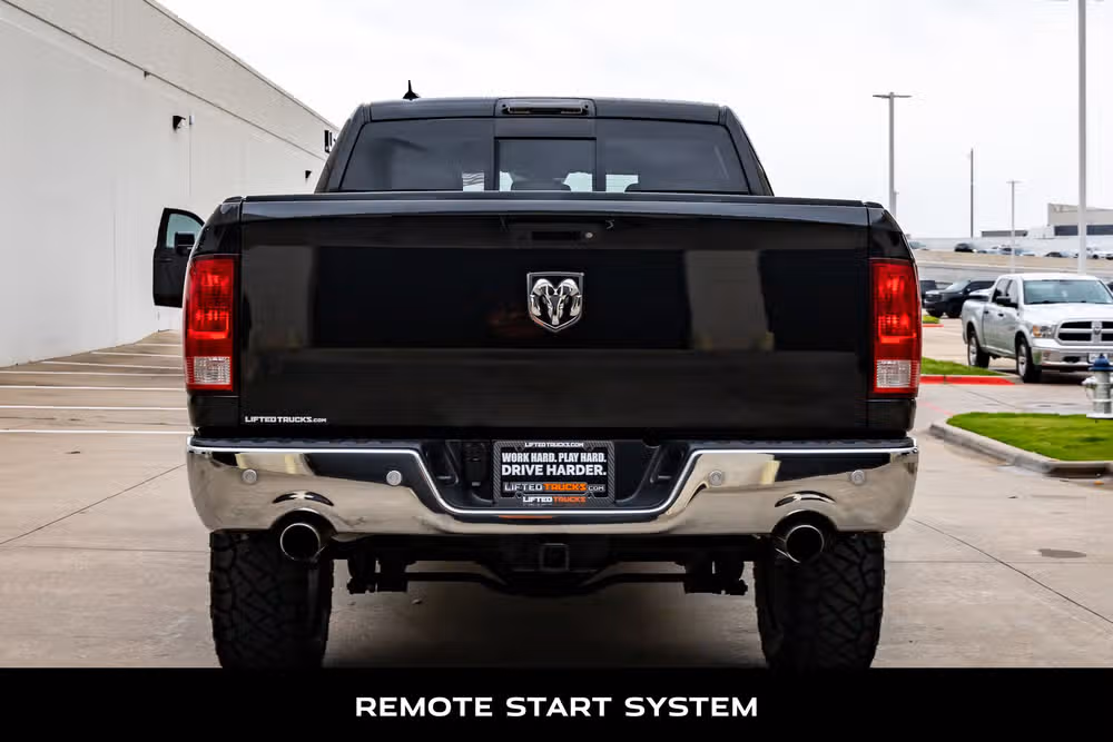2017 Ram 1500 Lone Star Crew Cab Image 7