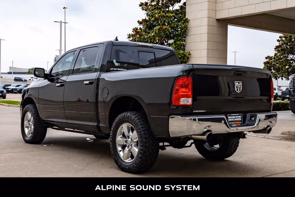 2017 Ram 1500 Lone Star Crew Cab Image 6
