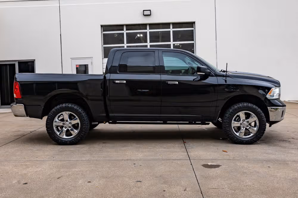2017 Ram 1500 Lone Star Crew Cab Image 10